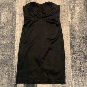 Stunning sweetheart neckline strapless fitted black dress size 12